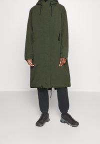 Didriksons Parkas - dark green