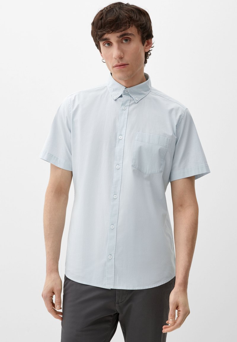 s.Oliver KURZARM MIT BUTTON-DOWN-KRAGEN - Hemd - blassblau