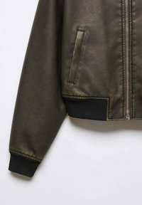 Mango Giacca in similpelle - brown