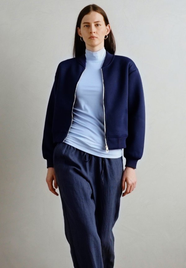 PANTS, JOGGER STYLE STRAIGHT LEG MEDIUM WAIST DRAWSTRING AT WAIST - Trousers4