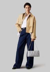ELONGATED SHOULDER BAG - Handbag - mirage gray
