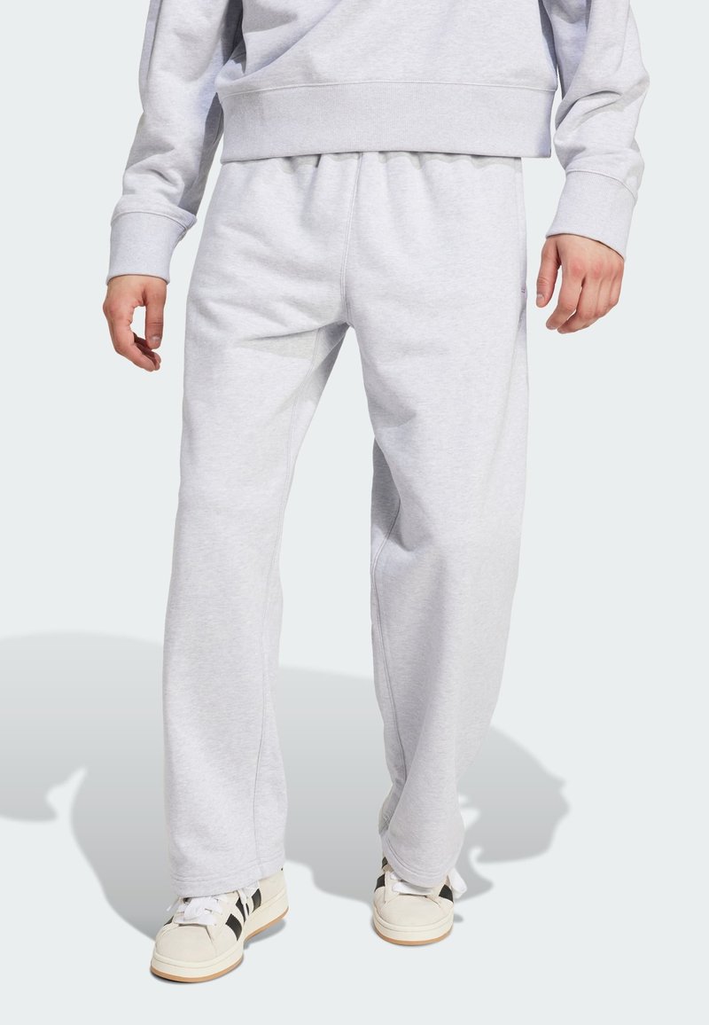 adidas Originals PREMIUM ESSENTIALS OPEN HEM - Tracksuit bottoms - light grey heather