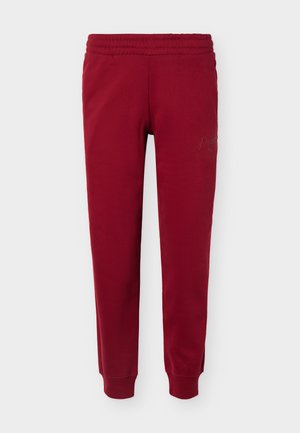 Puma, SCRIPT COMFORT - Jogginghose - garnet glow