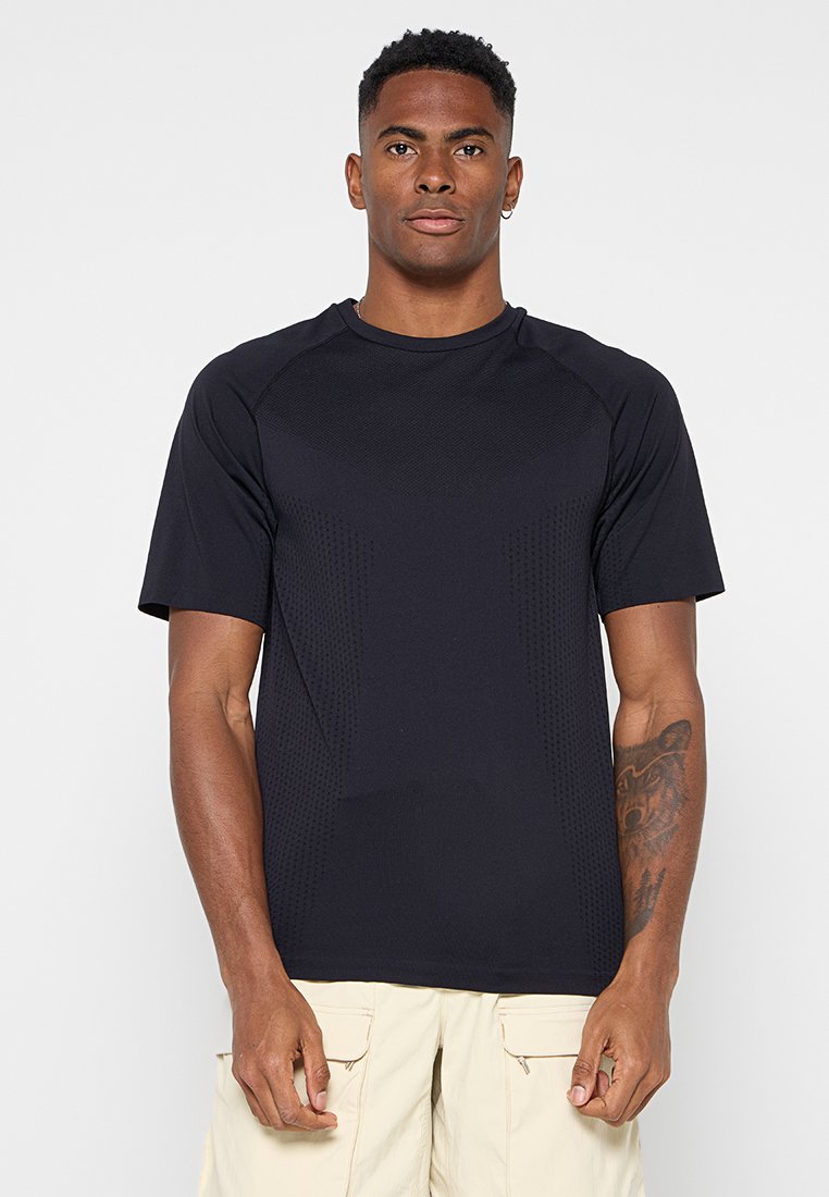RUKKA Sport T-shirt zwart