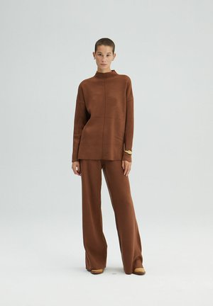 KNIT SET - Jumper - brown