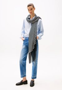 Tommy Hilfiger - ESSENTIAL FLAG SCARF - Scarf - blue Thumbnail Image 1