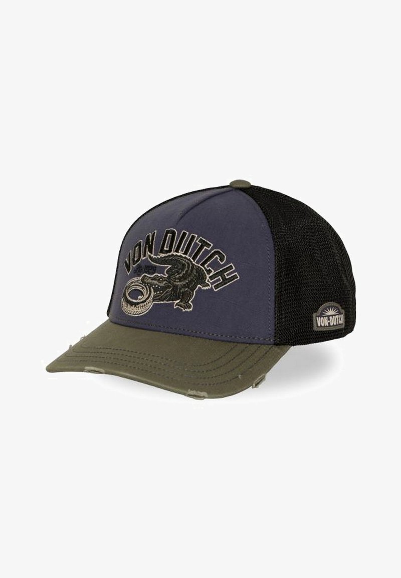 Casquette en tissu bleu marine et mesh noir avec une visière verte. Présente le logo "VON DUTCH" et un graphique brodé d'un alligator. Détails usés présents.