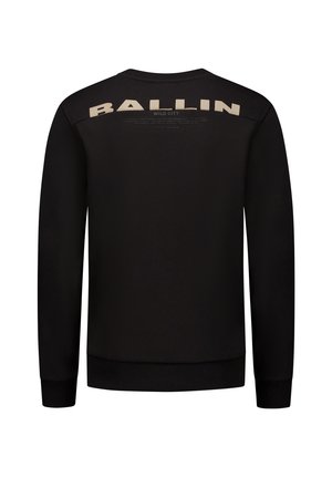 Zwarte longsleeve sweatshirt met geribbelde manchetten en zoom, beige "BALLIN" tekst en kleinere "WILD CITY" tekst gedrukt op de bovenrug.