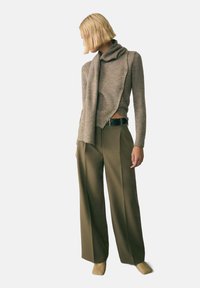 Mango Pulover - khaki