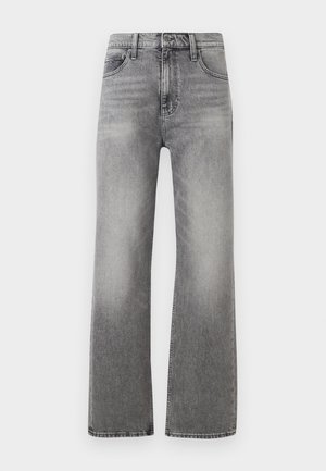 Szürke farmernadrág egyenes szárú szabással, magas derekú, látható varrással és finom kopással. Elöl zsebekkel és gombos záródással rendelkezik.