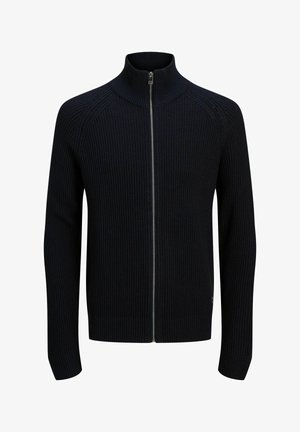 Černý žebrovaný pletený kardigan na zip s vysokým límcem a dlouhými rukávy, zobrazený na bílém pozadí.