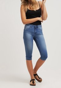 ONLY Farkkushortsit - blue denim