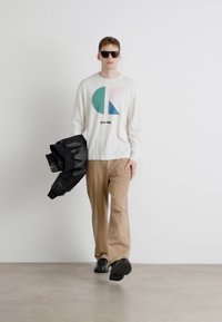Calvin Klein Jeans Strikkegenser - tofu