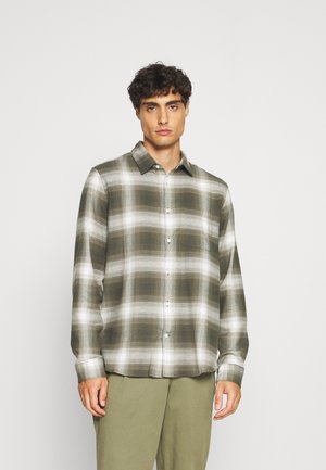 Miesten Gap Kauluspaidat Netistä | Zalando