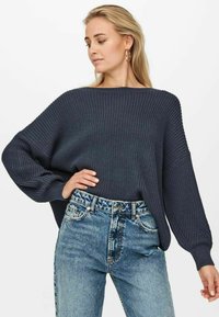 ONLY ONLHILDE LIFE - Stickad tröja - ombre blue