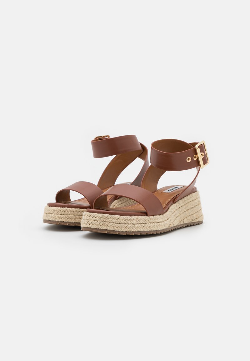 Damen Halbschuhe | NA-KD BUCKLED PROFILE SOLE Plateausandalette brown/braun - MN33503 Damen Halbschuhe | NA-KD BUCKLED PROFILE SOLE Plateausandalette brown/braun - MN33503
