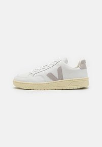 Veja - V-12 - Trainers - extra white/light grey Thumbnail Image 1