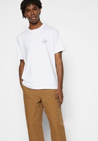 Carhartt WIP DOUBLE KNEE PANT - Calças - hamilton brown