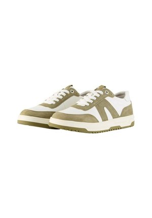 Sneakers verdi e bianchi realizzati in materiali scamosciati e in pelle, con lacci, suola in gomma e dettagli decorativi sui lati.