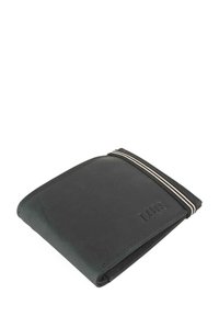 Cartera de cuero negro con una textura suave, presenta un borde cosido y una banda elástica a rayas. Logo grabado en la parte frontal.