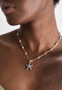 IDYLLIA PENDANT CRYSTAL PEARLS STARFISH - Kaklarota - multi-colored