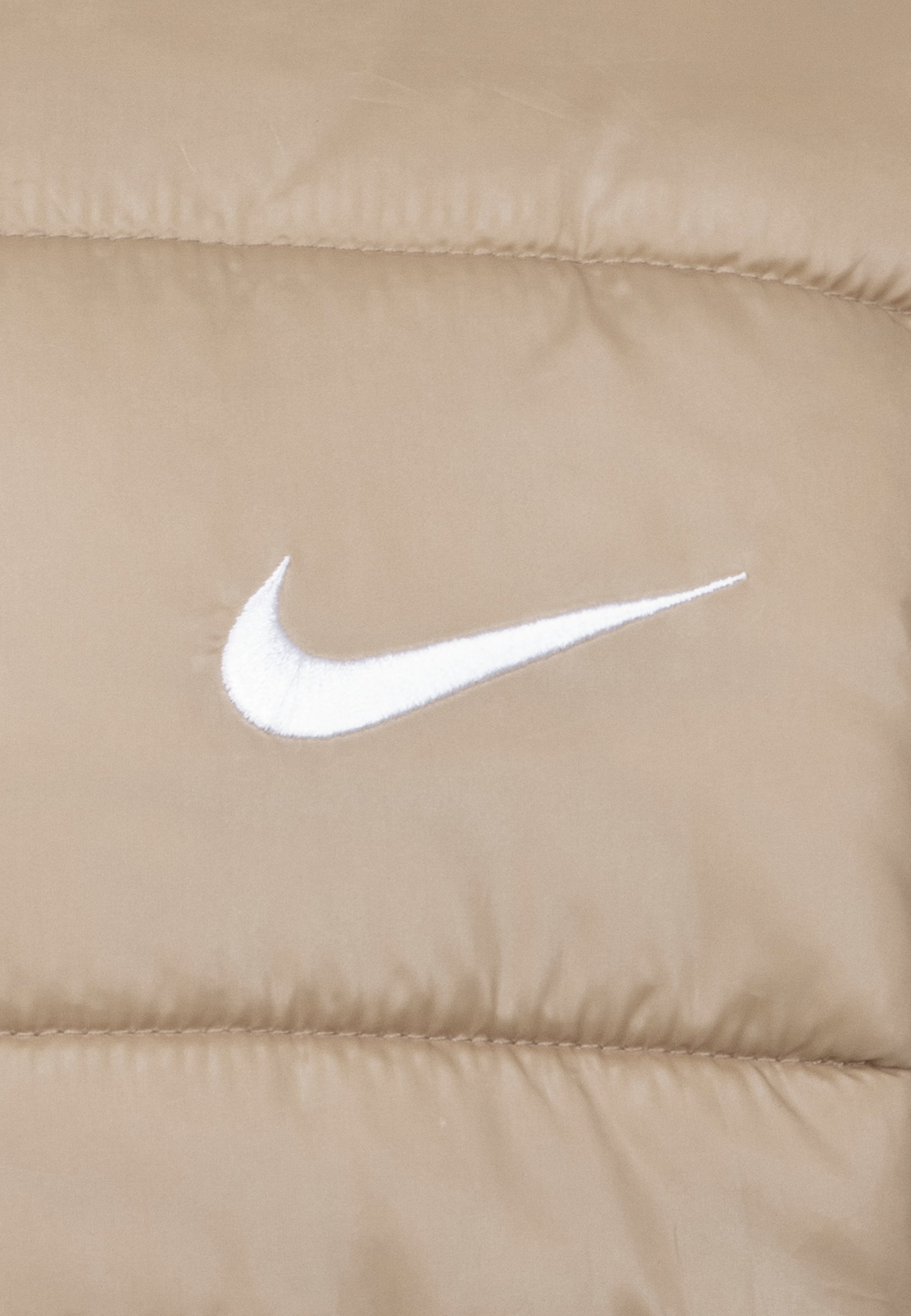 nike sportswear quilted fleece sweatshirt