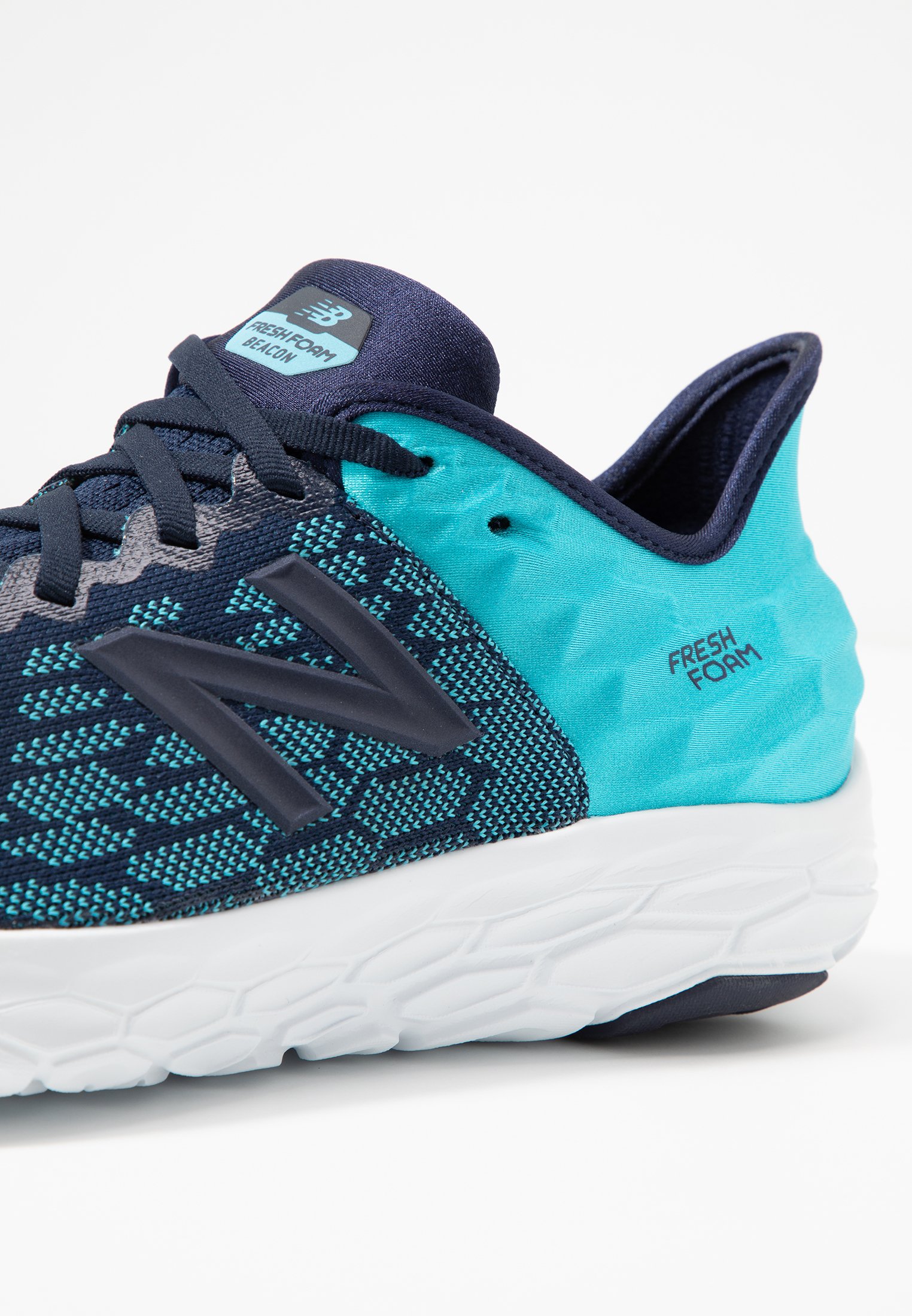 new balance beacon dame