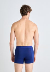 Thumbnail Image 4