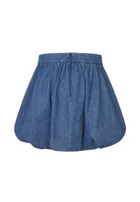 Jupe patineuse en denim avec une taille froncée, couleur bleu clair, forme trapèze, texture lisse et fermeture éclair arrière. Sans poches.