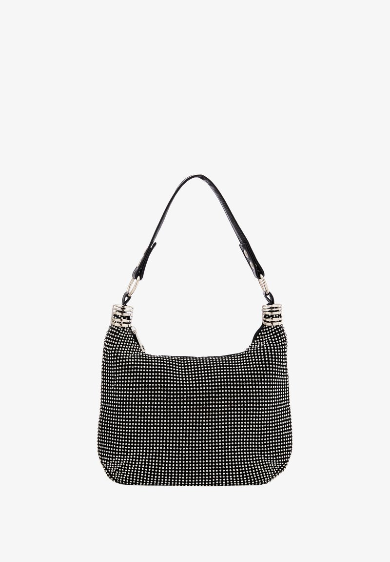 Fekete és fehér kézitáska textúrázott mintával, kerek formával és vékony fekete vállpánttal. Figyelemre méltó ezüst színű fém kiegészítők a tetején.