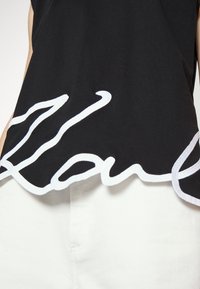 KARL LAGERFELD SIGNATURE TANK - Majica kratkih rukava s printom - black