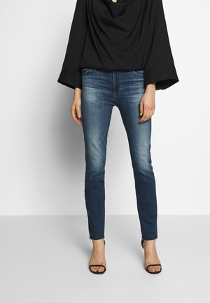 Jeansy Slim Fit
