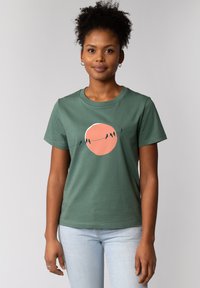watapparel COUNTRYSIDE - T-Shirt print - green bay