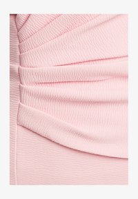 Niet geselecteerd, pale pink