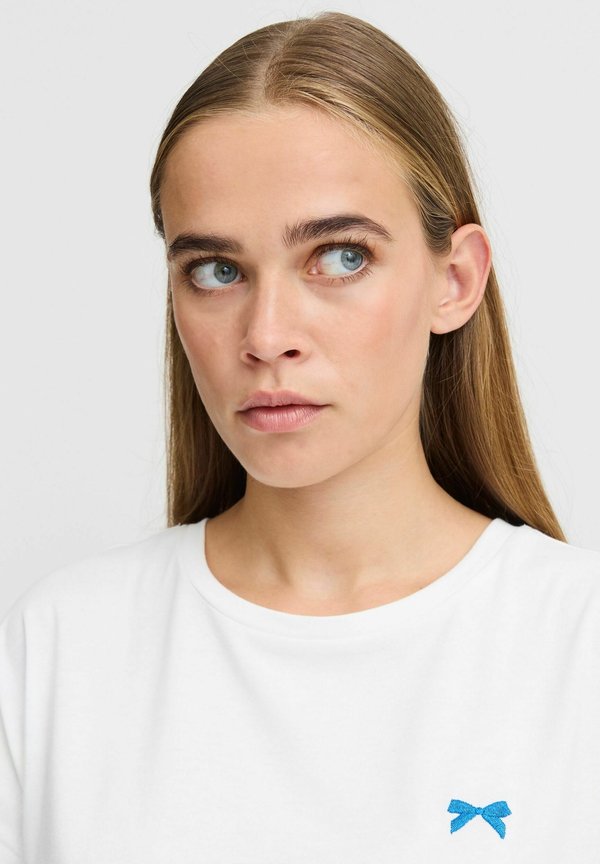 IXKATHRIN SS - Basic T-shirt2