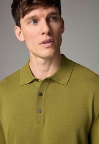 Next Top s dlouhým rukávem - olive green