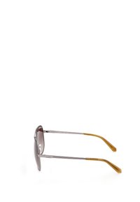 Gafas de sol con tinte gris, montura de metal delgada y varillas con acentos amarillos. Diseño elegante y ligero con una forma moderna.
