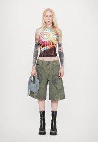 Paolina Russo SHORT SLEEVE RASH GUARD - T-shirt print - acid brown