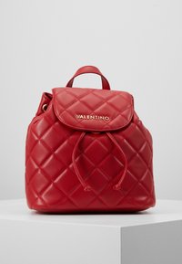 Unselected, red