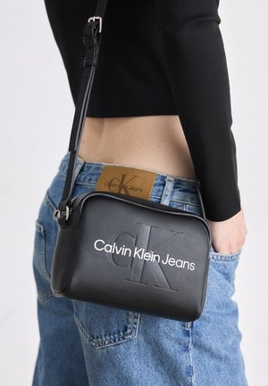 SCULPTED CAMERA BAG MONO - Borsa a tracolla - black
