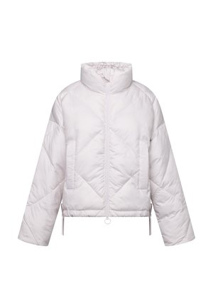 Prošívaná, zkrácená péřová bunda v světle růžové barvě, s vysokým límcem, předním zipem, dvěma bočními kapsami a stahovacími lemy.