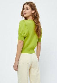 Minus MILIVA KNIT TEE - Jednoduché tričko - bright lime