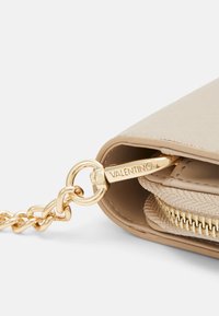 Valentino Bags Maks - beige