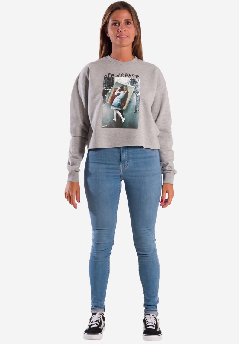 Damen Sweatshirts | Openspace PHOTO KISS Sweatshirt grau - QZ47973 Damen Sweatshirts | Openspace PHOTO KISS Sweatshirt grau - QZ47973
