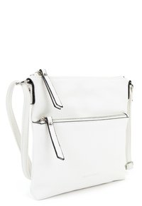 Hvid læder crossbody taske med en struktureret overflade, der har et lynlåset hovedrum og en frontlomme, sort kant og justerbar rem.