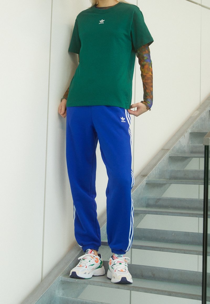 adidas Originals Jogginghose blue/blau (Pre-owned) Zalando