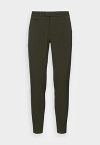 CLUB PANTS - Chinos tipa bikses - wood green