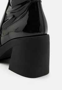 Madden Girl LAX - Boots med høye hæler - black