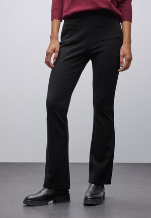 BOOTCUT STRUKTUR - Bukser - schwarz