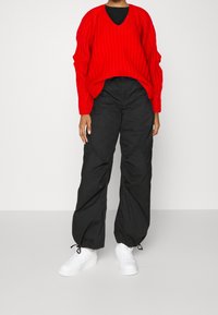 Gina Tricot Stickad tröja - red